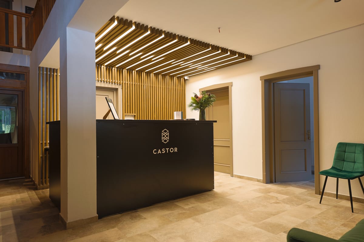 A Castor Étterem családias belső tere